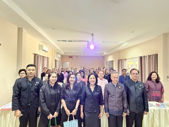 🌷คณะทำงานขับเคลื่อนกองทุนพัฒนาบทบาทสตรีระดับตำบล อำเภออวัฒนานคร เข้าร่วมโครงการเพิ่มประสิทธิภาพการปฏิบัติงานกองทุนพัฒนาบทบาทสตรี เสริมศักยภาพกลไกการขับเคลื่อนระดับจังหวัด